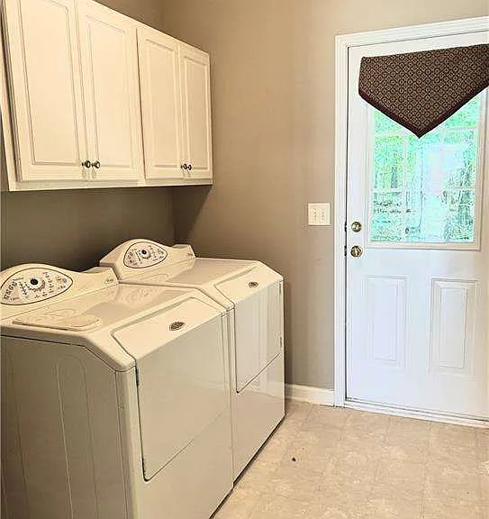 3389 Lathenview Ct — Photo 21