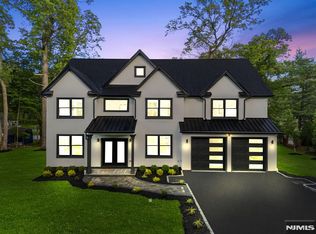 10 Wilson Ave, Wayne, NJ 07470