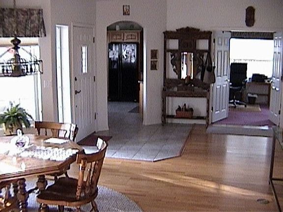 entry to kitchen and office