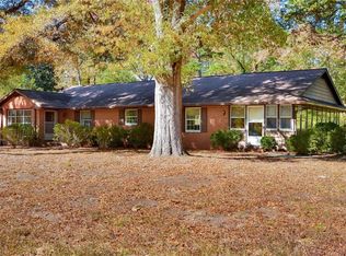 1706 Windsor Dr, High Point, NC 27262