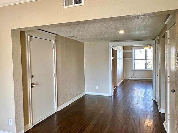 4th image of 1614-1620 E Linwood Blvd #1620-3
