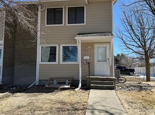 940 Cedar St, Chadron, NE 69337