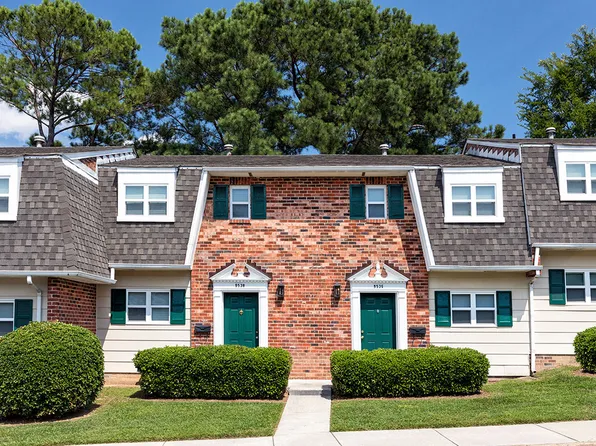 Chelsea Square Apartments