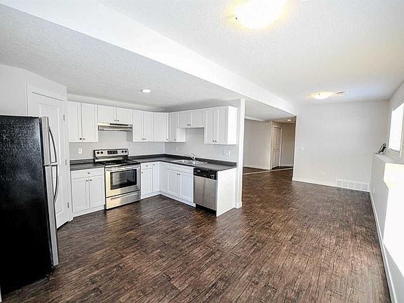 3rd image of 9523 113th Ave #1