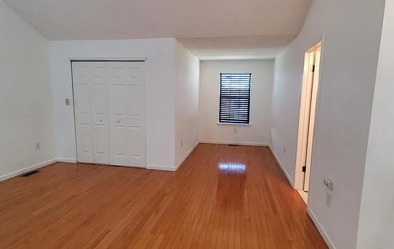 95 Oneill Ct — Photo 40