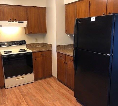4th image of 1139 SE Baseline St APT 5