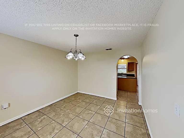 233 Pleasant Gardens Dr — Photo 6