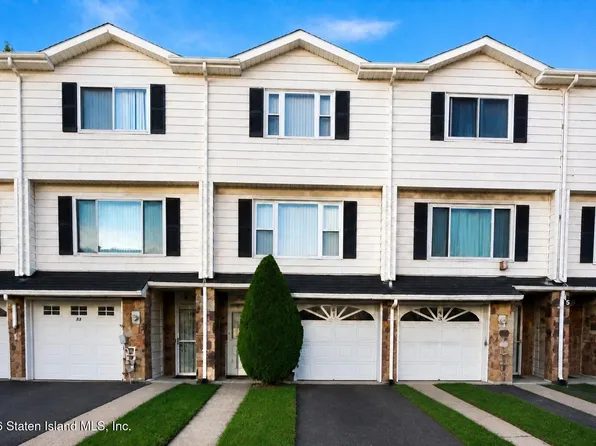 41 Carlyle Grn, Staten Island, NY 10312