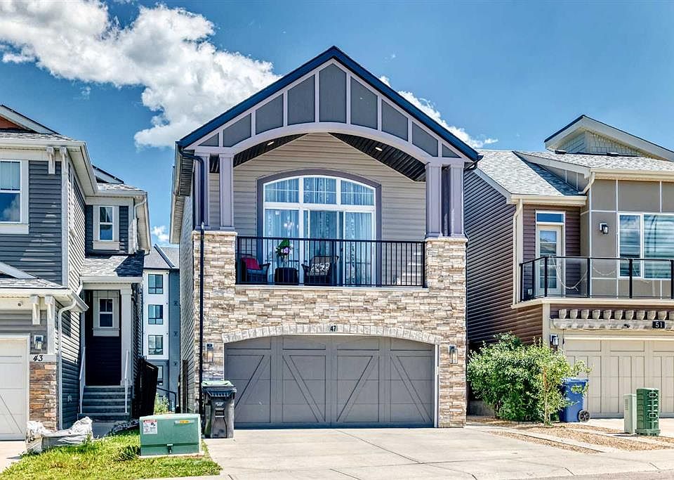 1st image of 47 NE Sage Bluff Mews NW