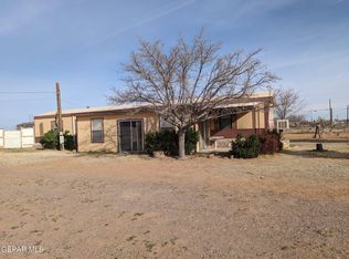 414 Amparo Rd, Chaparral, NM 88081