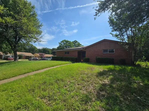 212 N Long Acre Ln, Dallas, TX 75217