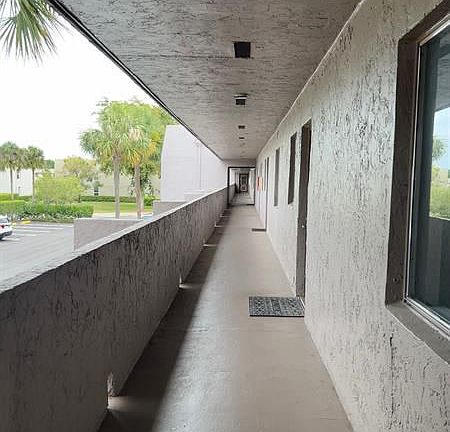 2nd image of 2828 Casita Way APT 206C