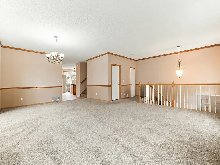15726 Frisian Ln — Photo 7