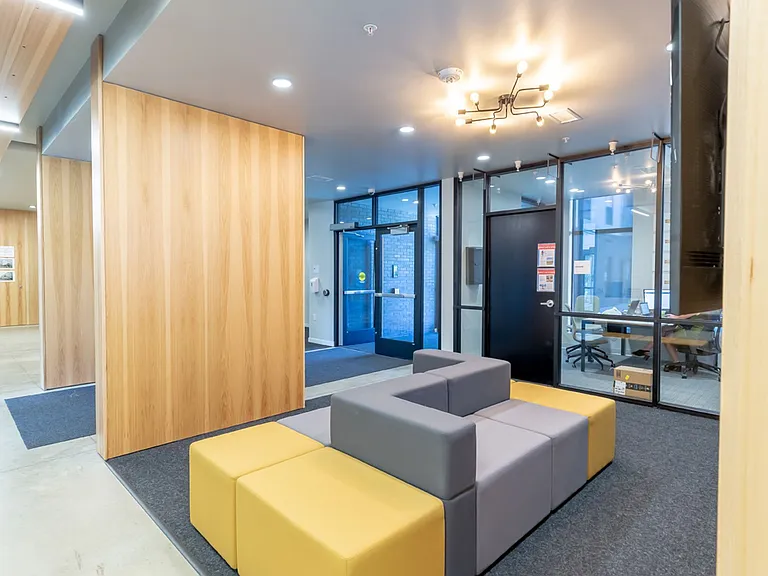 Rowat Lofts Apartments — Photo 22