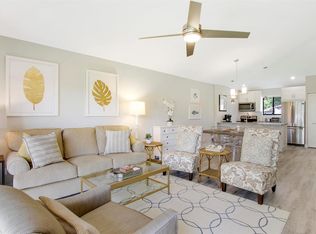 132 Club Dr, Palm Beach Gardens, FL 33418
