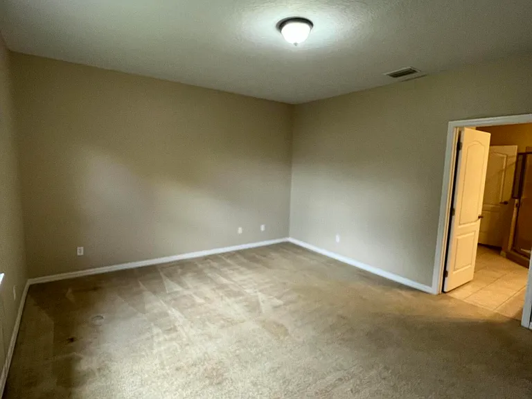 1040 Venetian Dr #203 — Photo 12