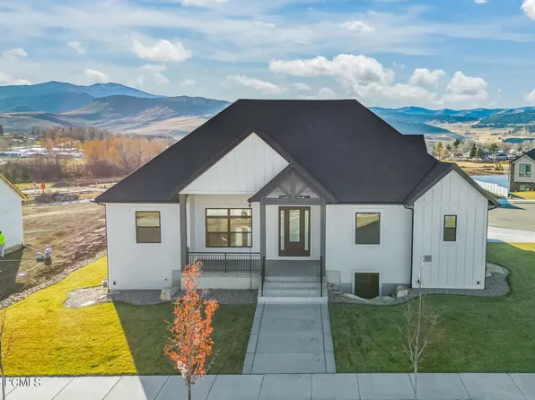 418 E Creek Side Way, Coalville, UT 84017