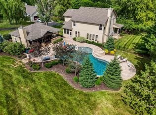 2614 Hoover Rd, Buckner, MO 64016