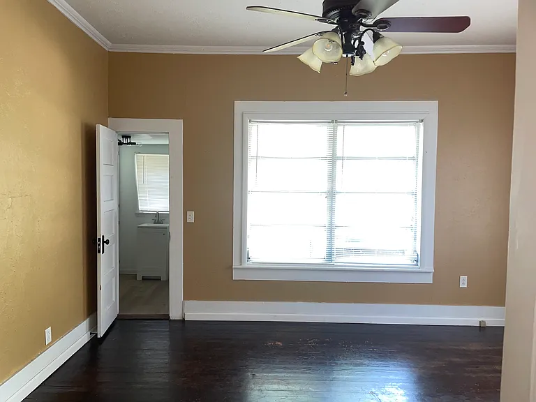 213 N Church St #213 — Photo 7