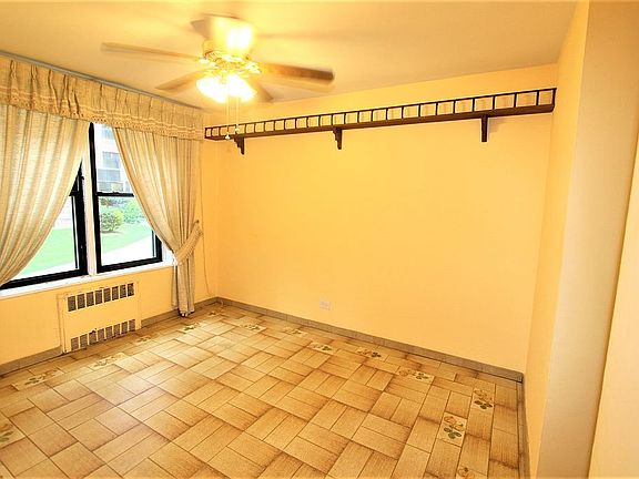 3rd image of 2212 Plumb 1st St APT 1F