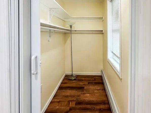 170 Saint Pauls Avenue image 5 of 15