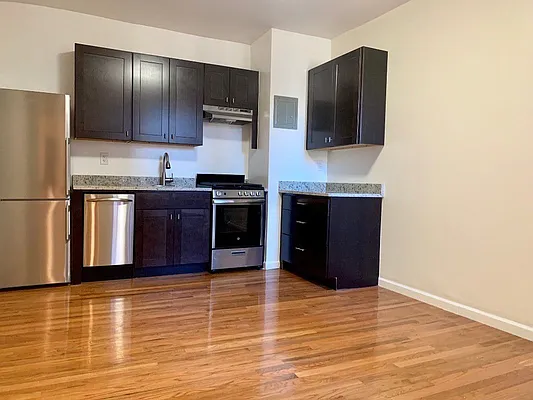 Rented by Living New York | media 8