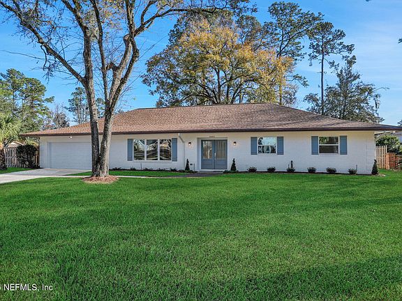 3rd image of 4602 LANCELOT Lane