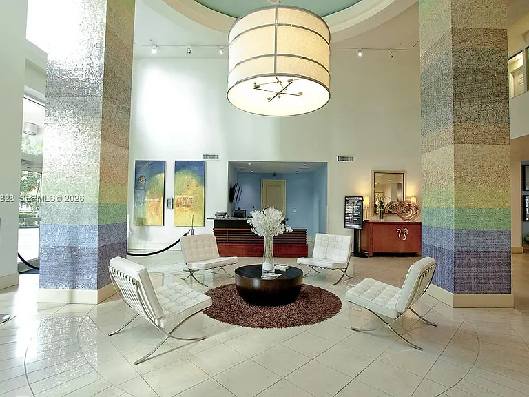 2000 N Bayshore Dr #211 — Photo 18