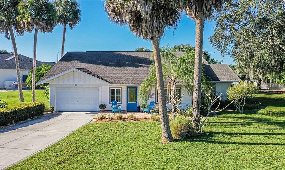 1st image of 2901 Palm Dr