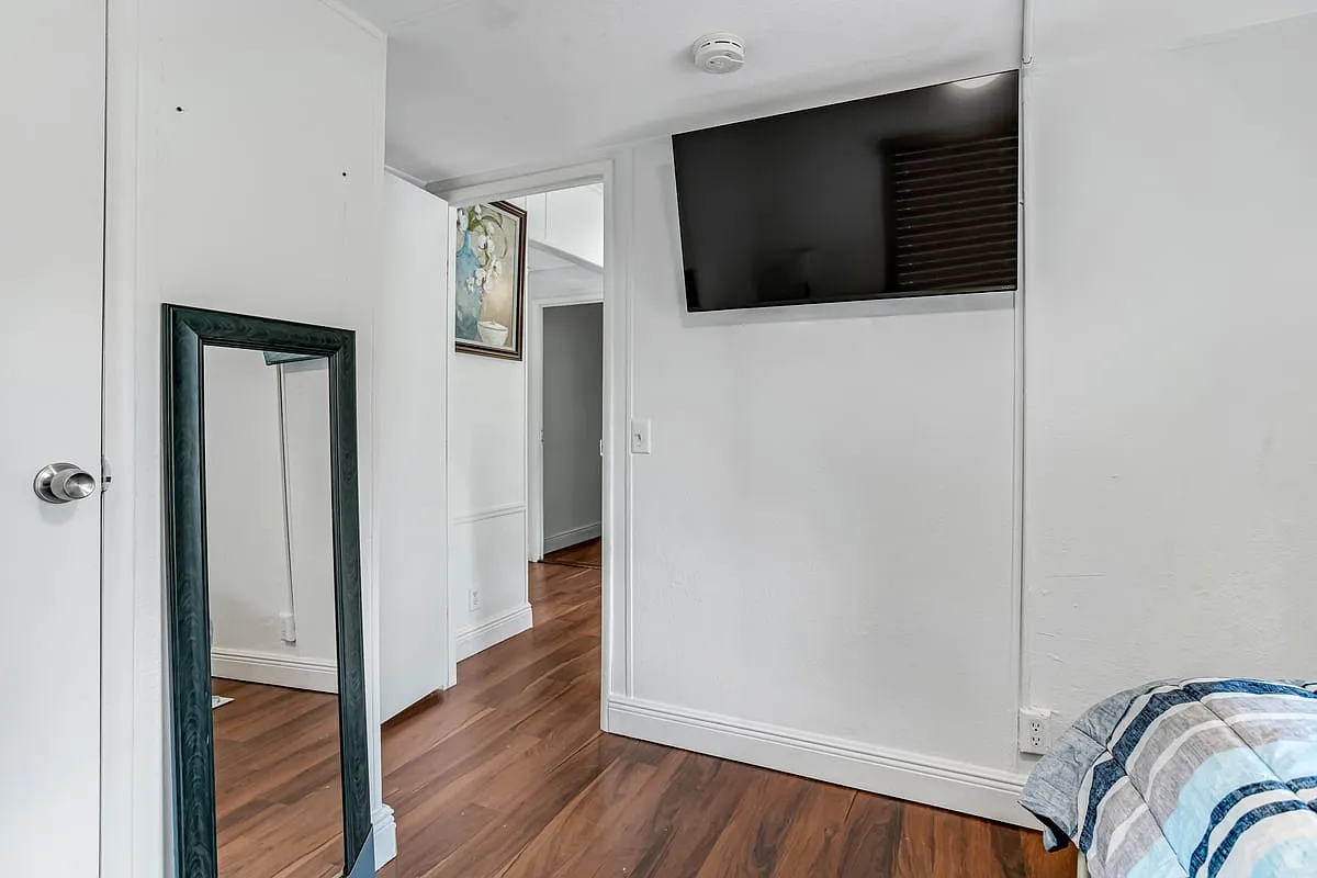 3 bed, 1206 sqft, $2,250 — Photo 4