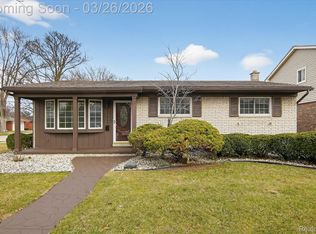 31040 Champine St, Saint Clair Shores, MI