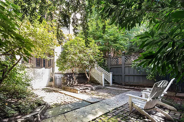 Rented by Stribling | media 30