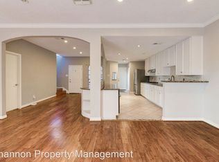 225 Asbury St, Houston, TX 77007