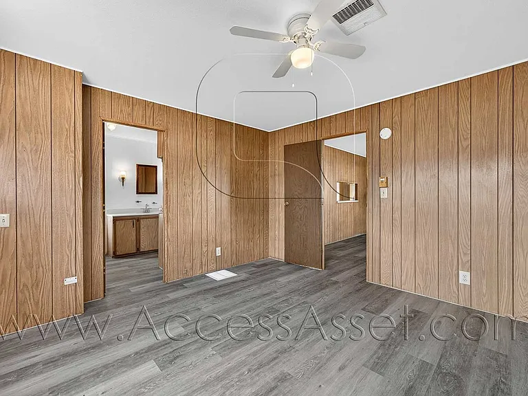 16450 Monterey St — Photo 17