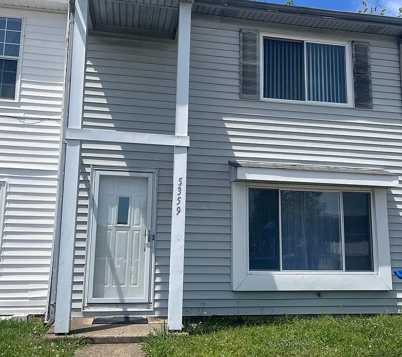 5359 Grand Lake Cres
