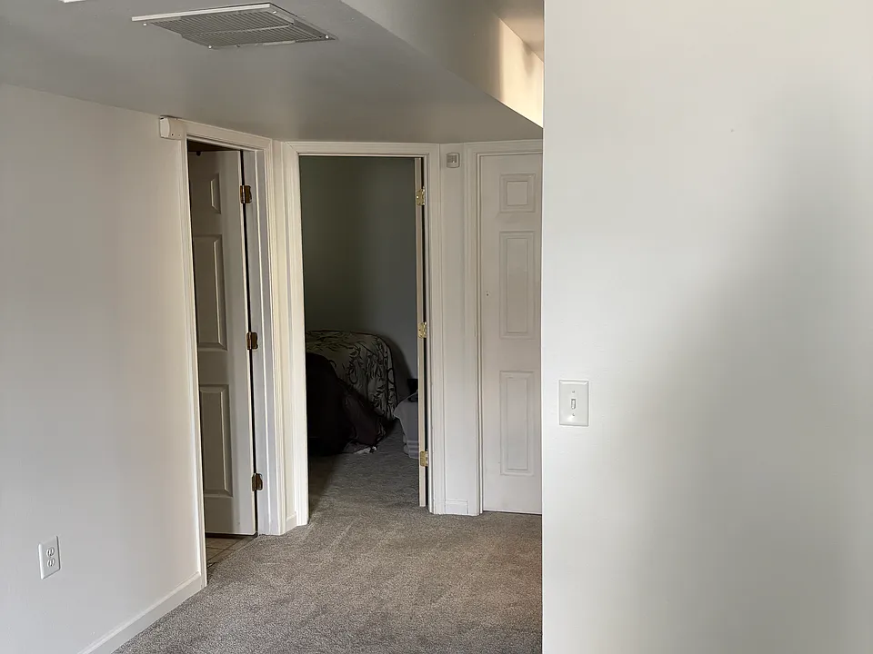 101 Ellen Dr