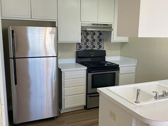 Kitchen View 3