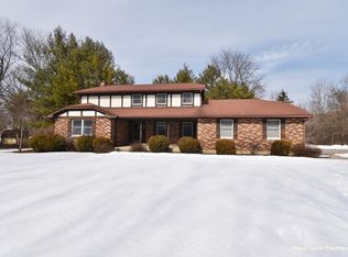 36W818 Oak Rd, St Charles, IL 60175