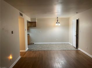 2815 N Ohenry Blvd APT C, Greensboro, NC 27405