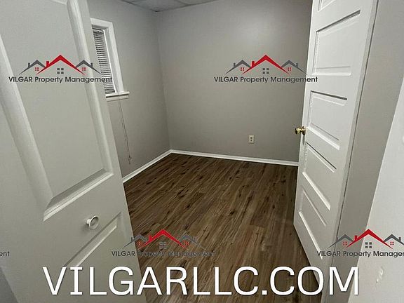 5th image of 3808 Parrish Ave #11202837