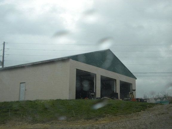 4th image of 250 Ogg Ln