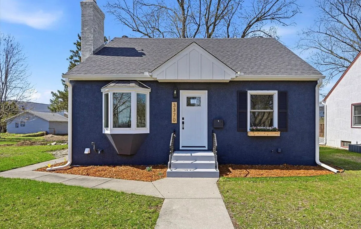 3370 Library Ln — Photo 1