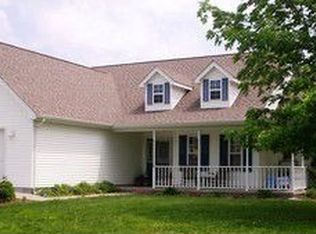 3012 Pine Ridge Dr, Herrin, IL 62948