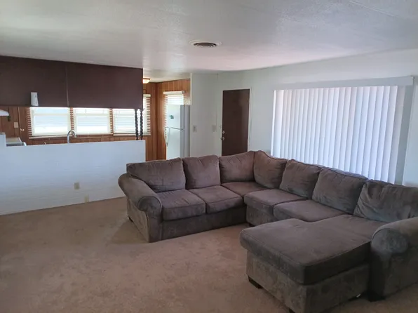 650 Fisher Ln, Indian Springs, NV 89018