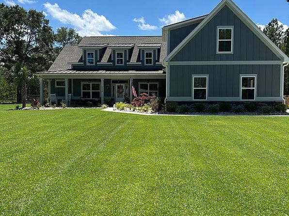 2076 Fawn Run