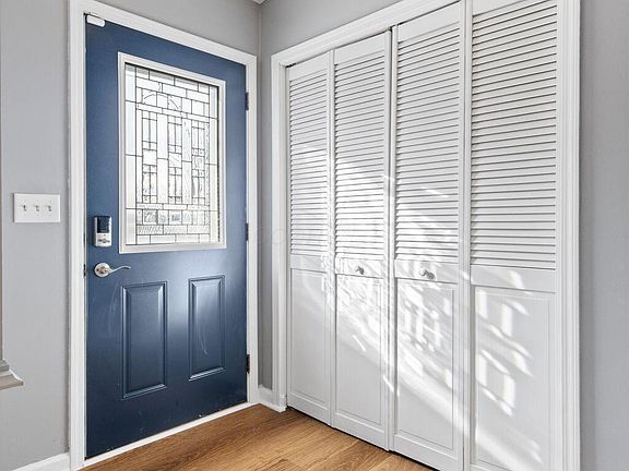 3rd image of 428 Timber Creek Rd