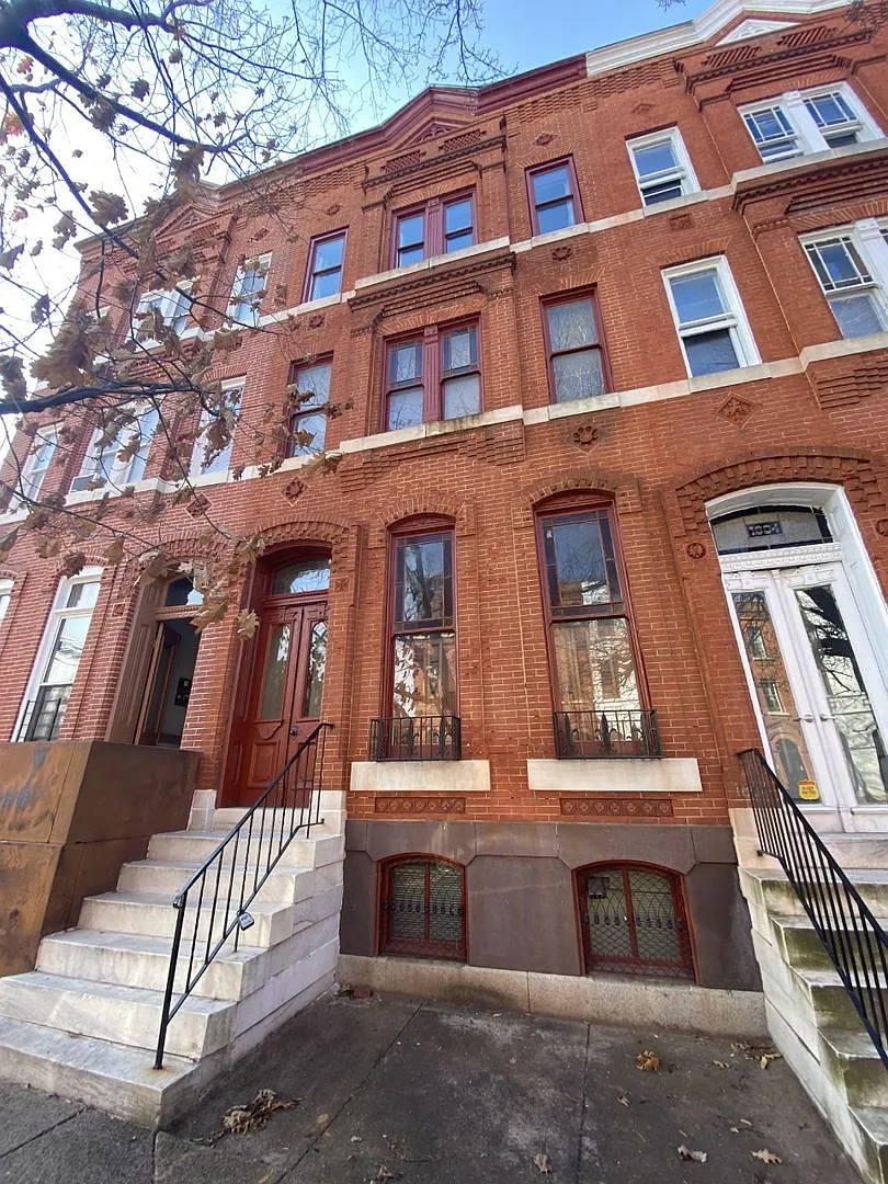 1802 Bolton Street — Photo 2