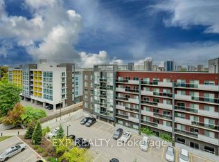 250 Albert St #718, Waterloo, ON N2L0H5