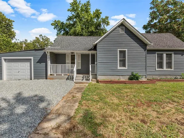 709 3rd St, Park Hills, MO 63601