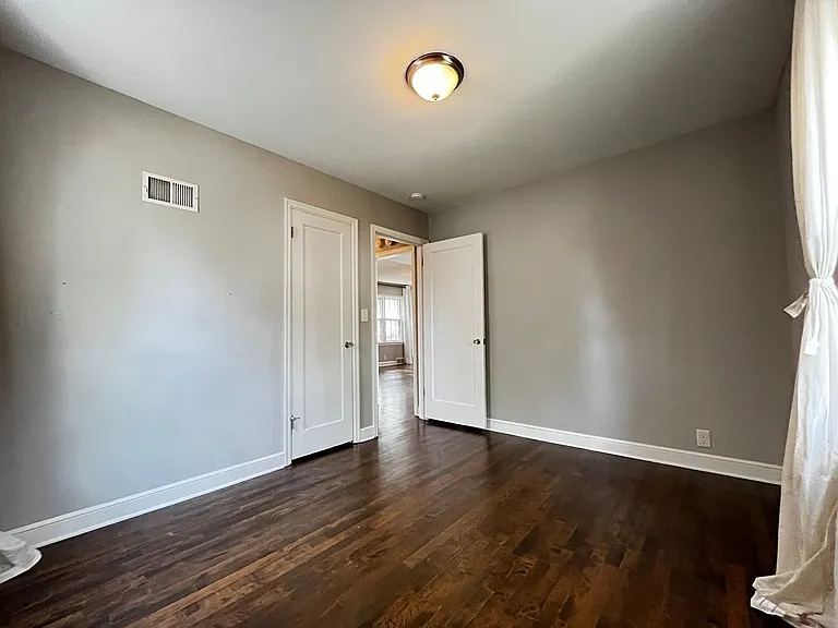 3120 Jersey Ave S — Photo 16